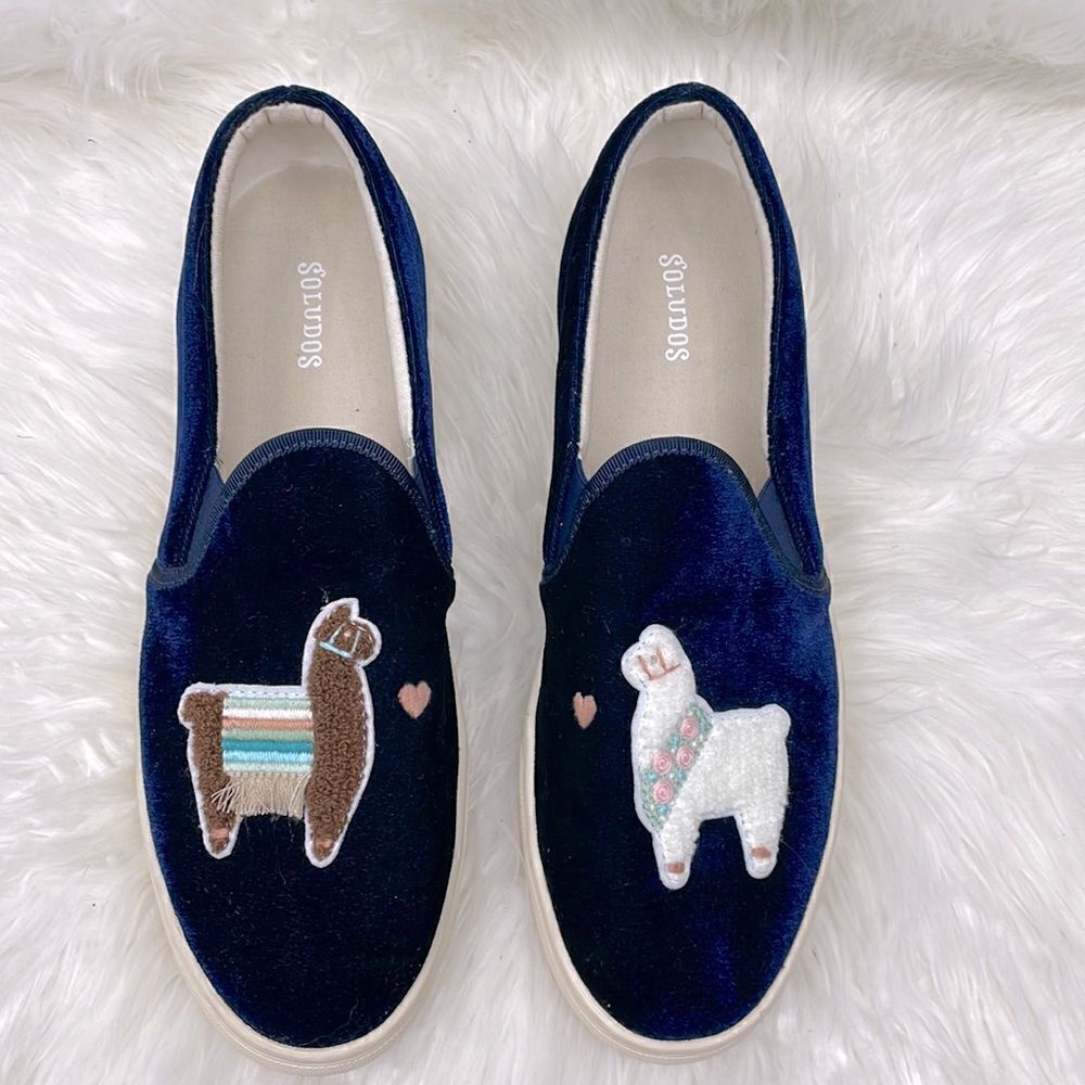 Saludos | Llamas in Love blue velvet slip on 11 sneakers.
